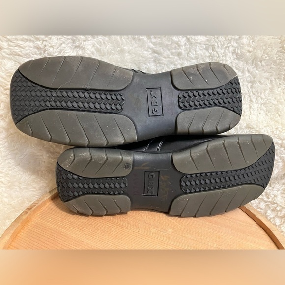 GBX Black Leather Loafers Slip on Size 10.5 - Picture 6 of 9